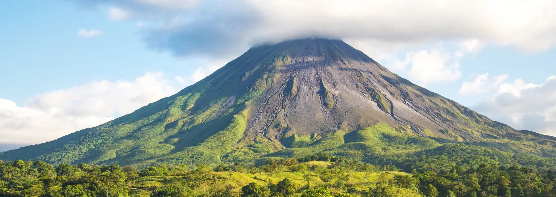 Costa Rica: O Santuário do Ecoturismo e da "Pura Vida"