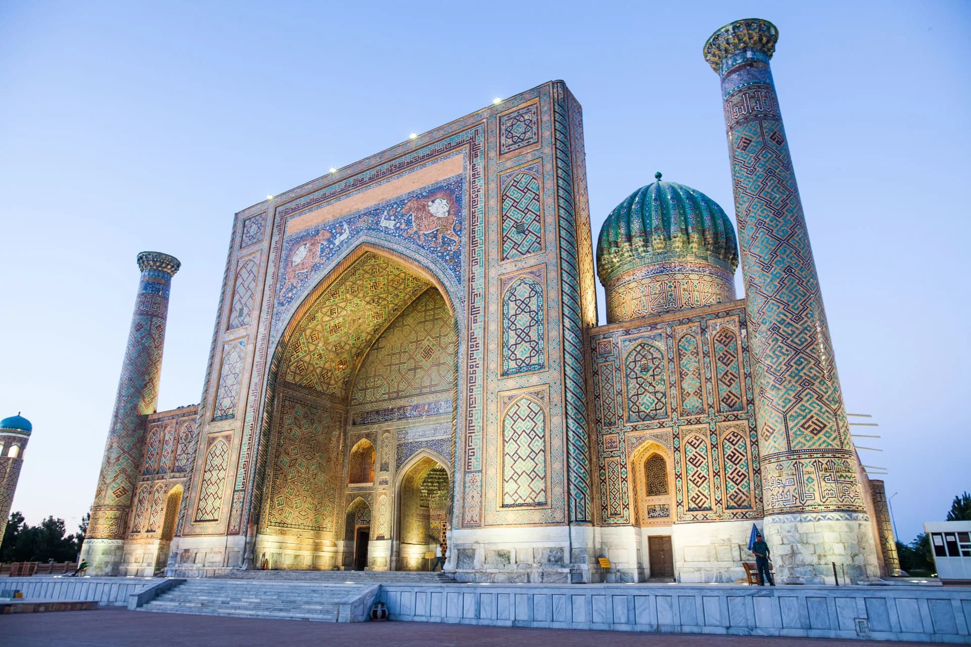 GOLDEN EAGLE LUXURY TRAINS REPÚBLICAS DA ESTRADA DA SEDA – DE ALMATY À SAMARKAND