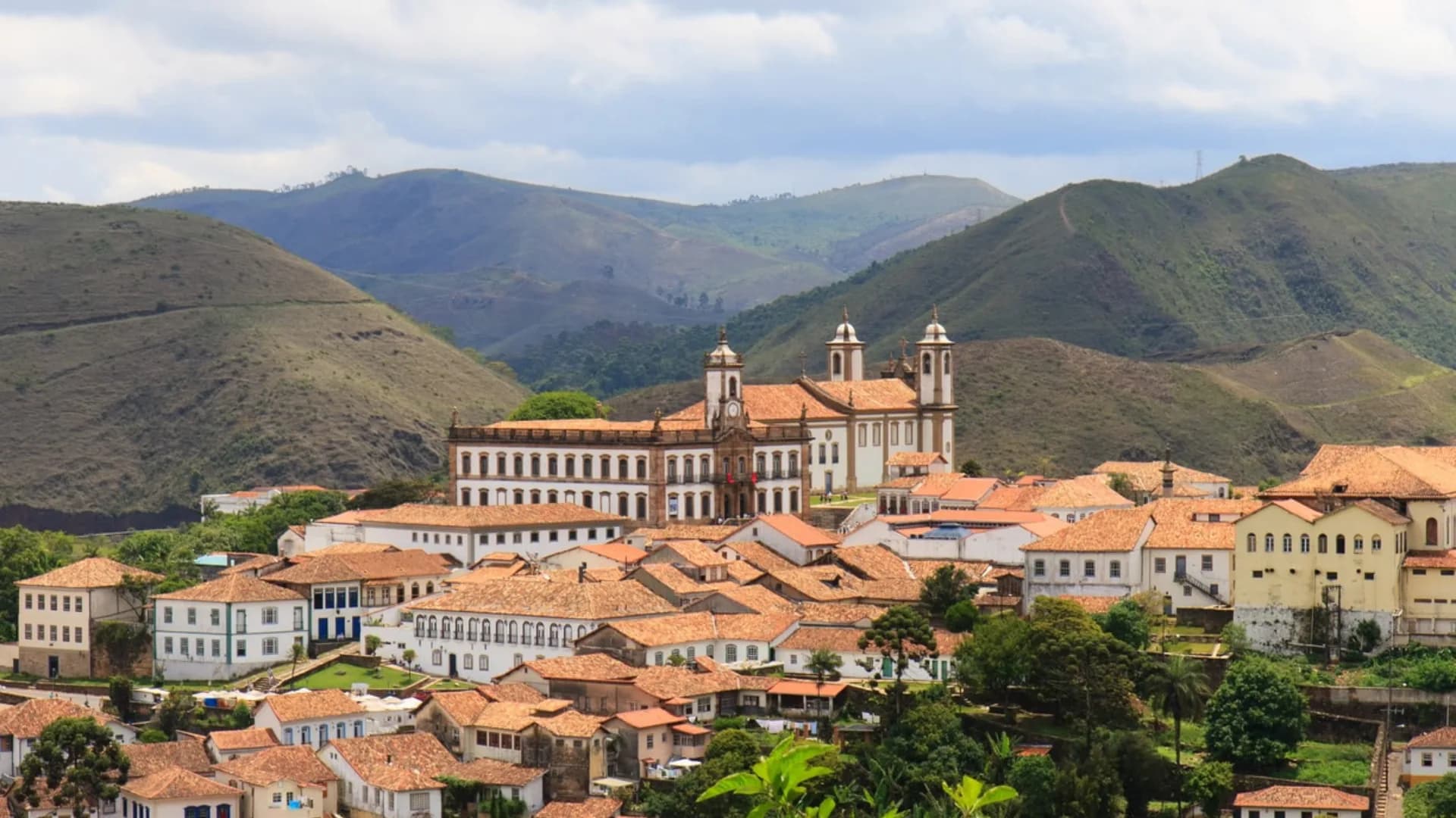 Minas Gerais ao Espírito Santo de trem